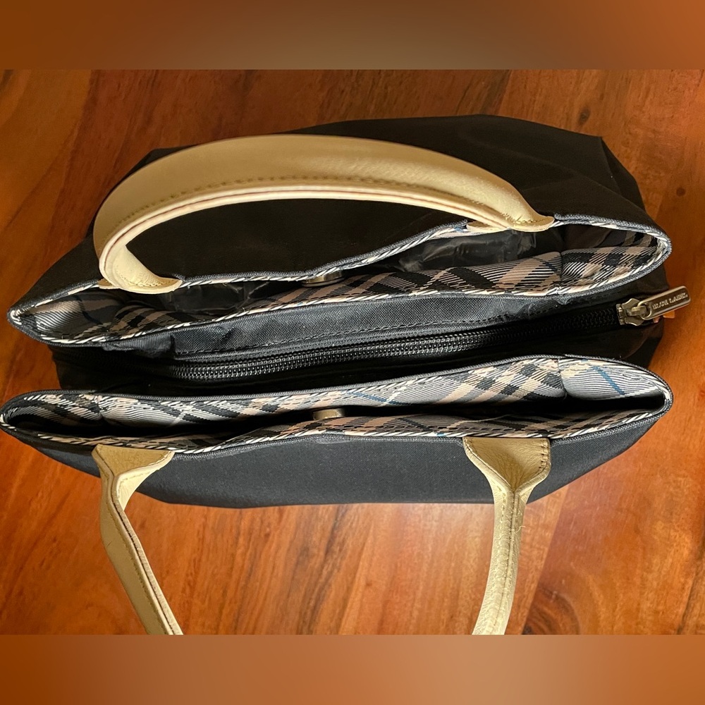 Burberry handbag - Picture 14 of 14